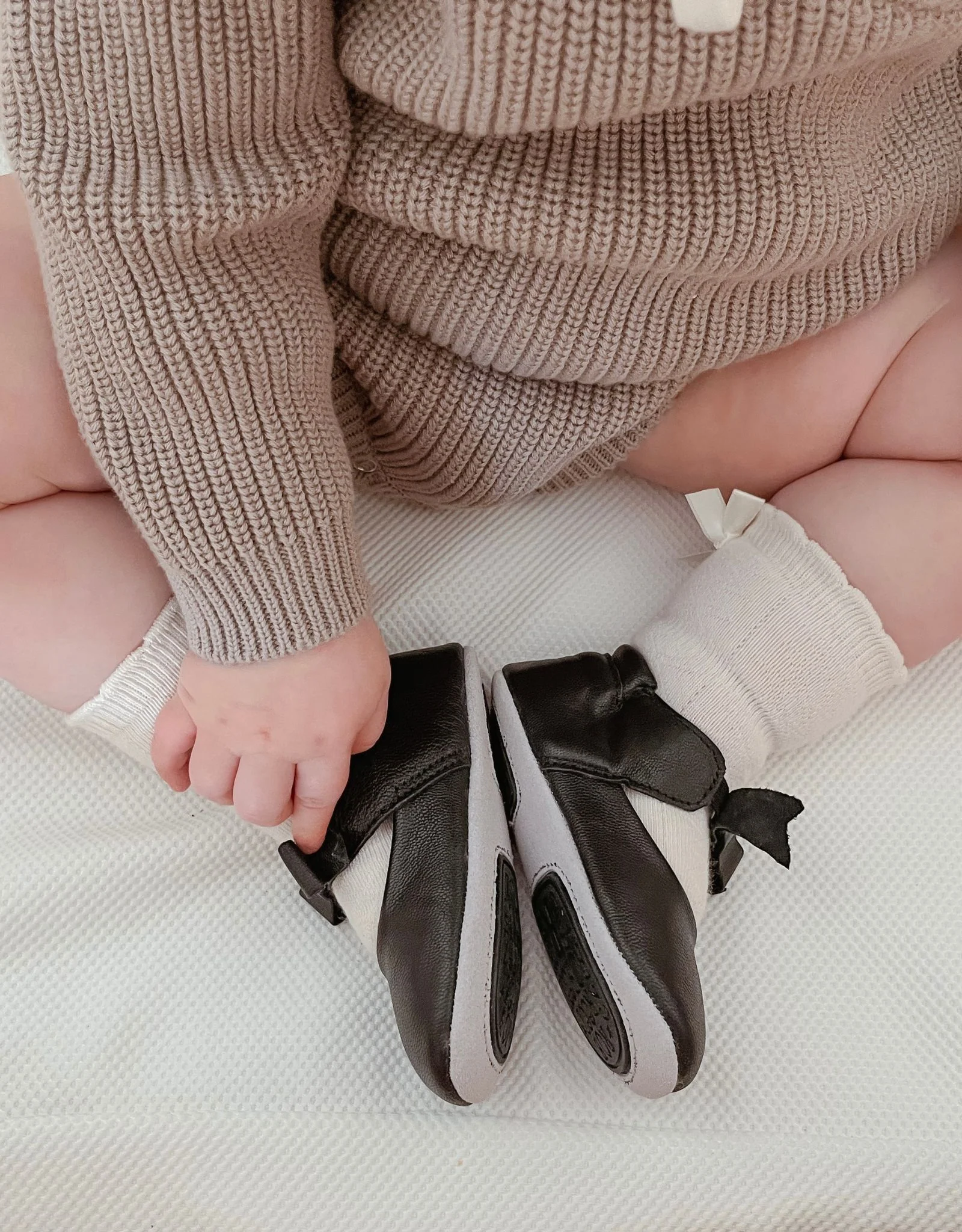 Sofia's Classic 3-Pack Baby Socks - Image 3